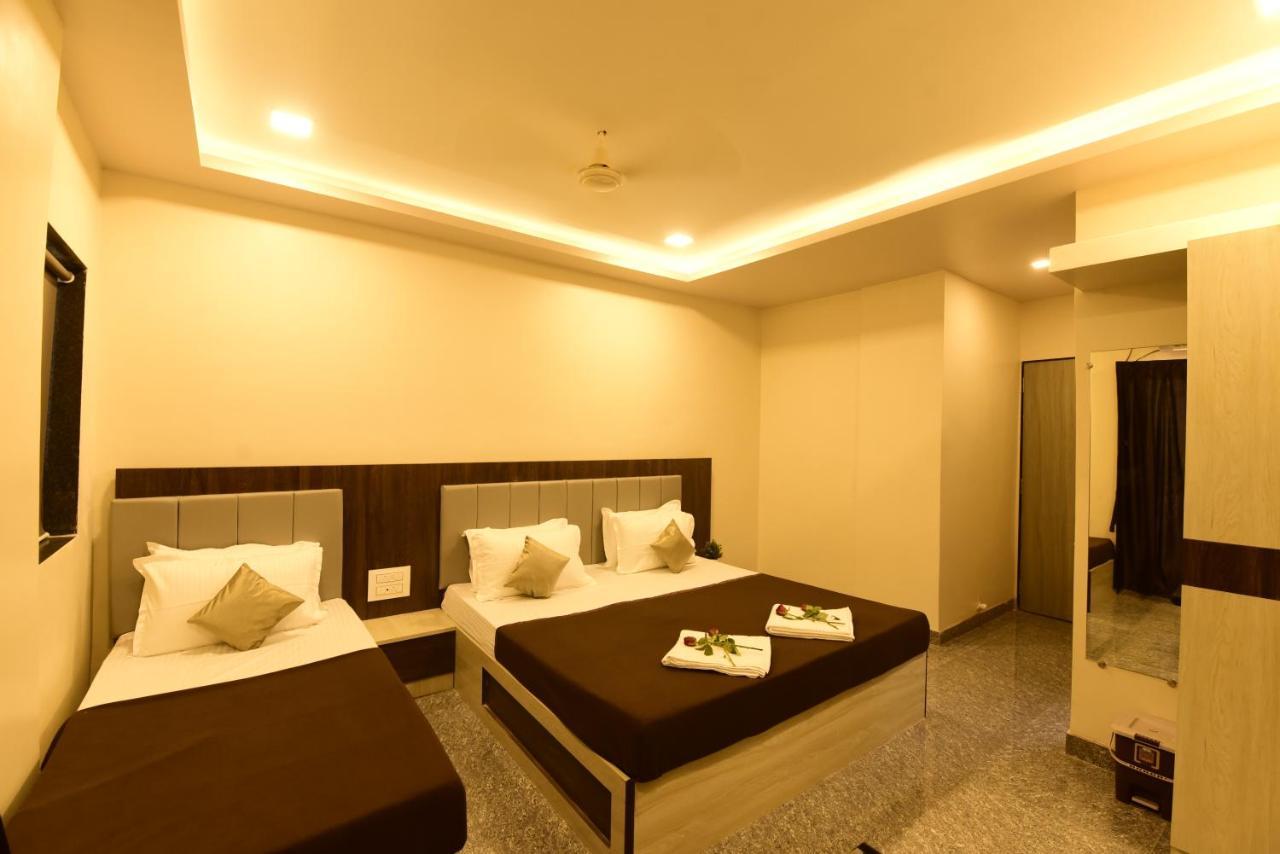 Hotel Sitara Inn Ratnāgiri Exteriör bild